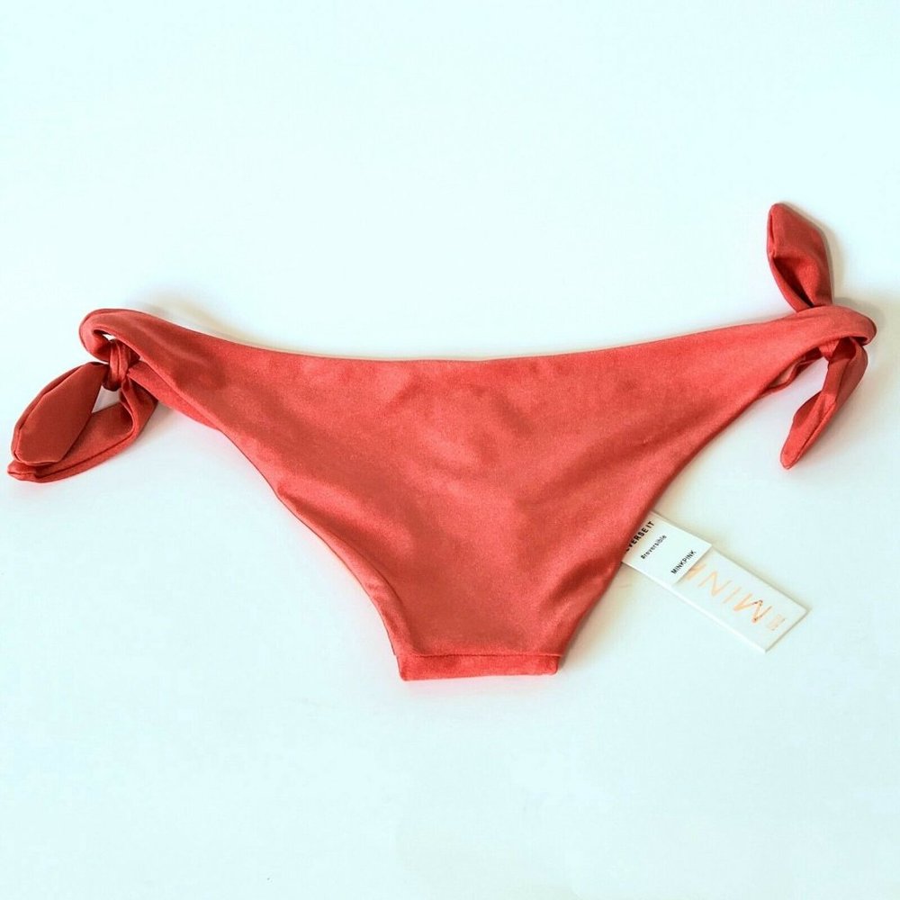Pink Bikini - Picture 2 of 5
